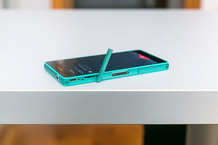 Sony Xperia Z3 Compact (19).jpg